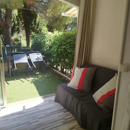 Les Jardins Du Golf Chez Estelle Et Alex *